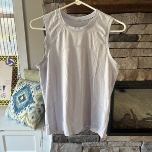 WOMEN'S LULULEMON TANK TOP